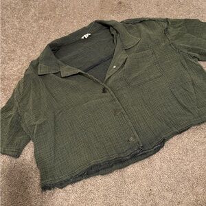 POL Green Cropped Button Up